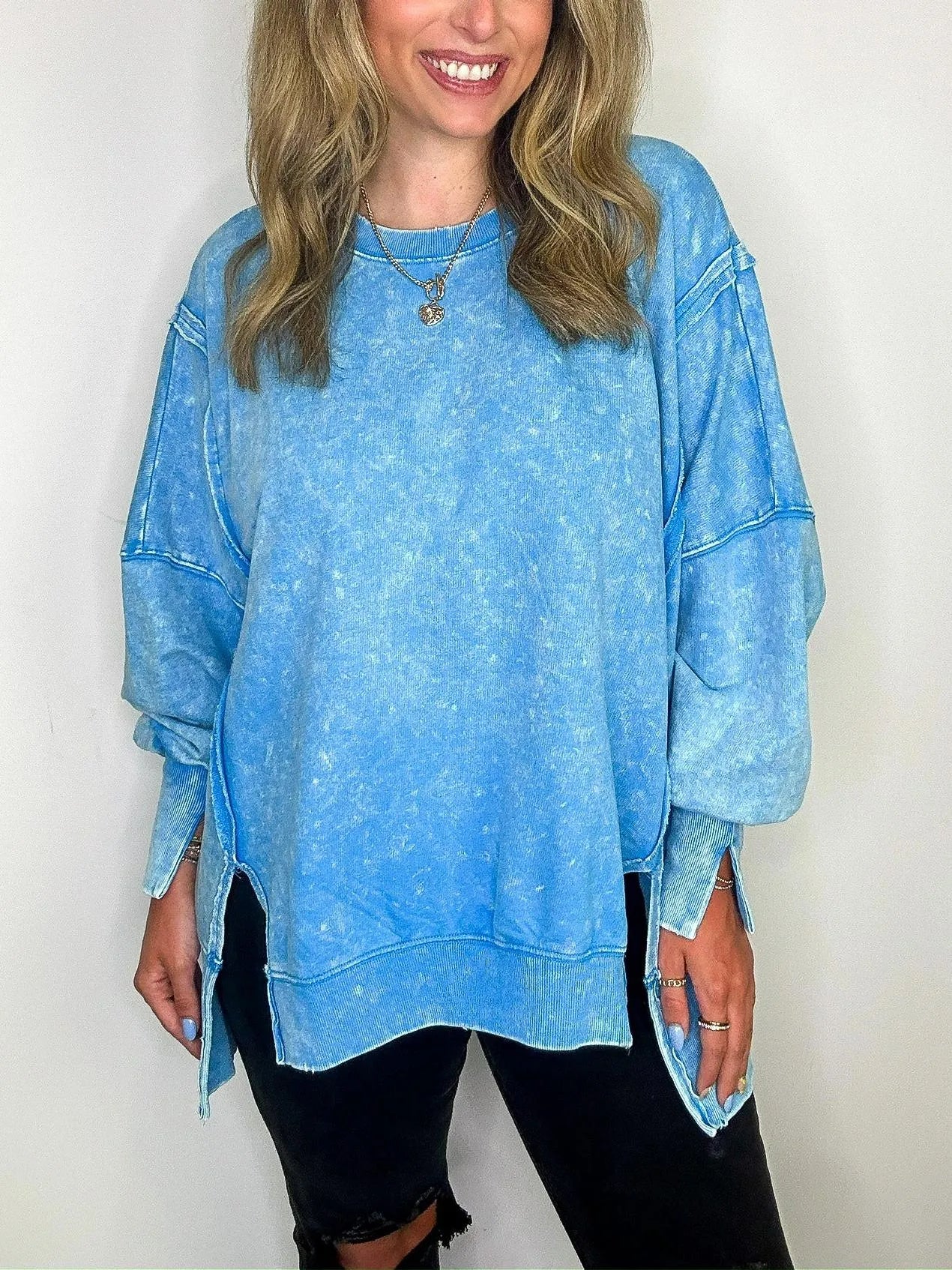 Women's Acid Wash Split Cuff Oversized Crew Pullover