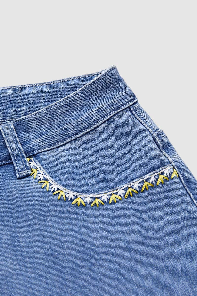 Wash Embroidery Mid Waist Denim Shorts